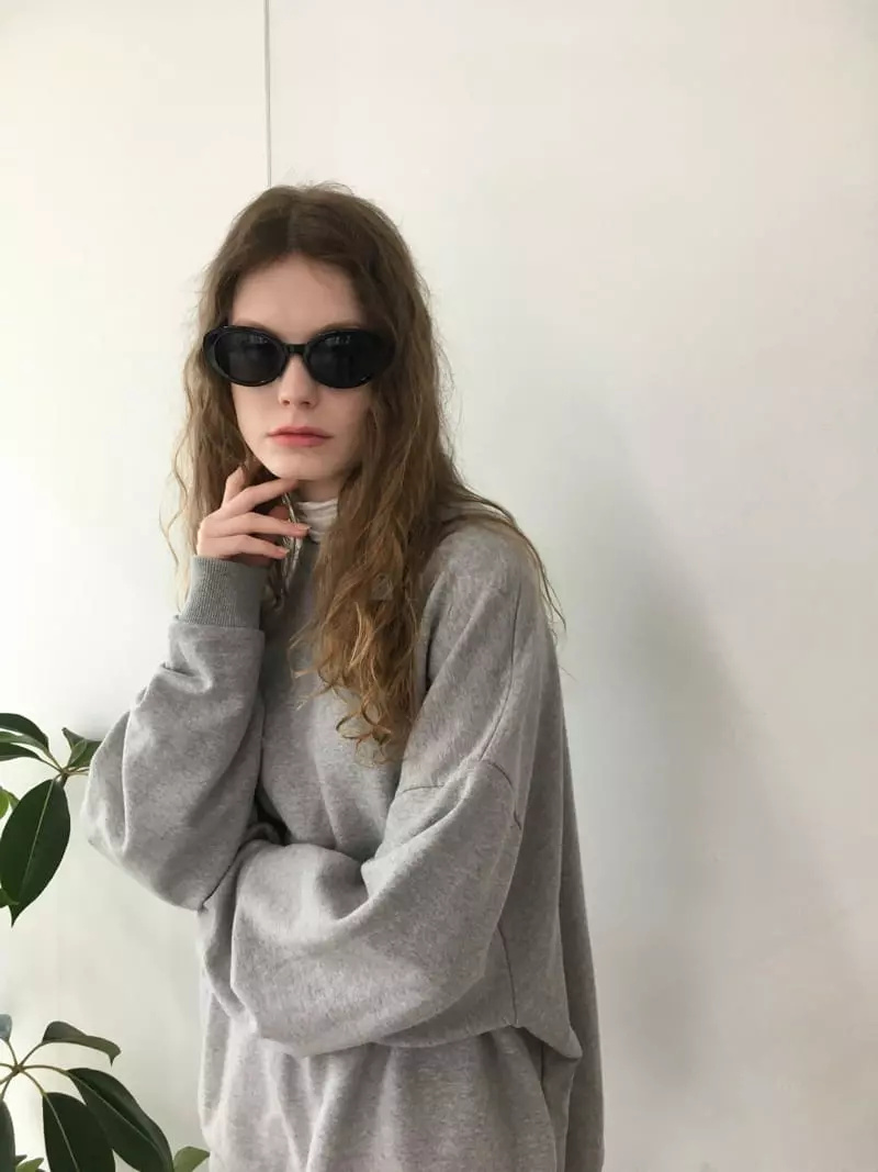 Soapyroom - Korean Women Fashion - #momslook - Toast Sweatsjort - 2