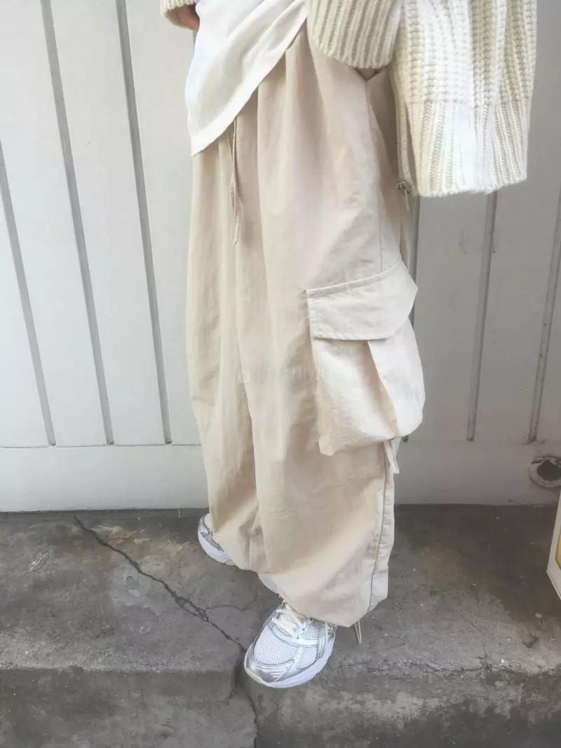 Soapyroom - Korean Women Fashion - #restrostyle - Salt Cargo Pants - 6