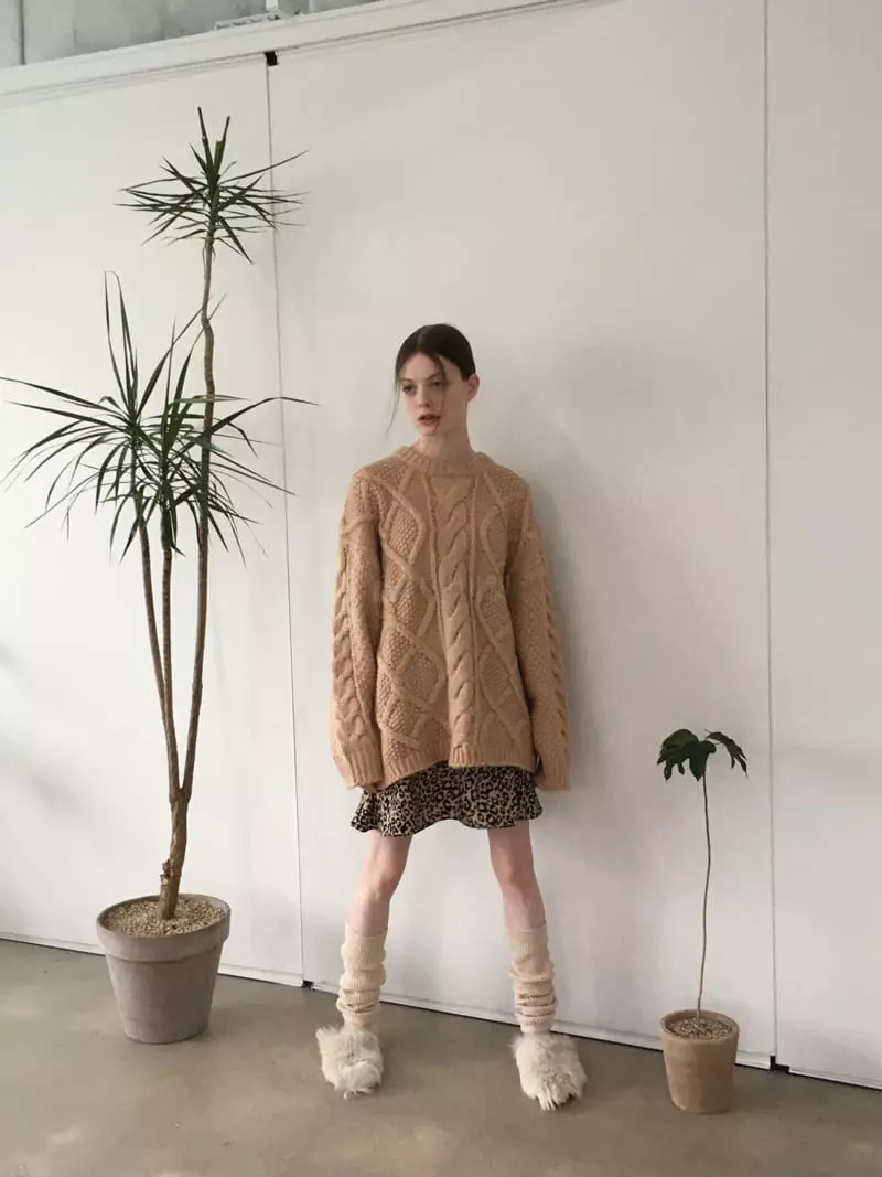 Soapyroom - Korean Women Fashion - #momslook - Amond Cable Knit Tee - 4