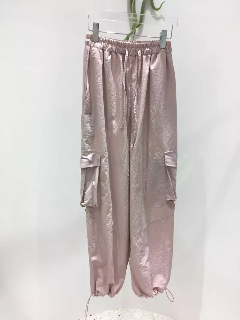 Soapyroom - Korean Women Fashion - #womensfashion - Salt Cargo Pants - 2