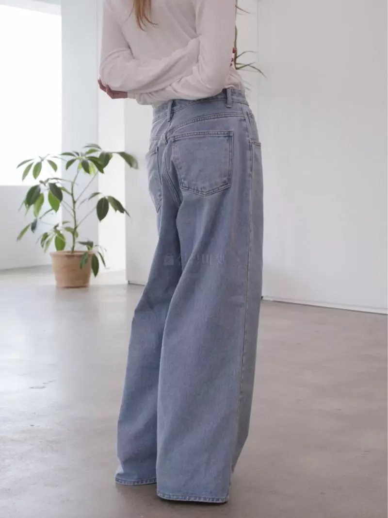 Soapyroom - Korean Women Fashion - #womensfashion - Loress Jeans - 11