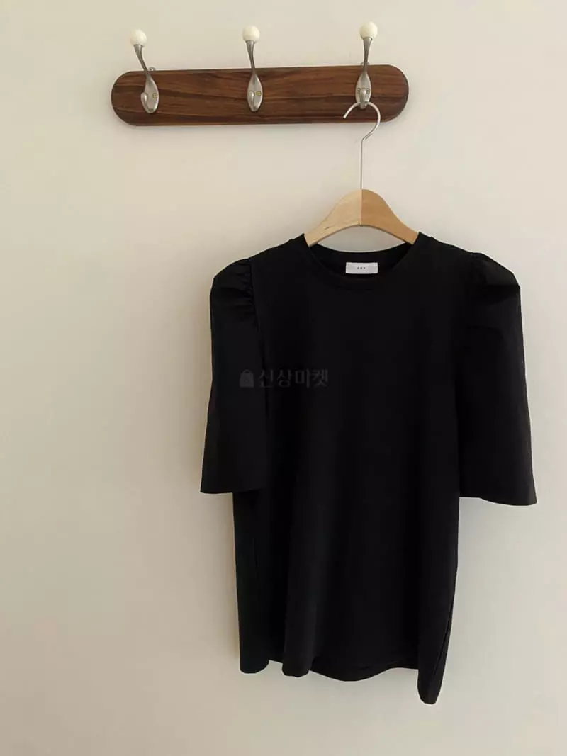 Sof - Korean Women Fashion - #thelittlethings - Royde Tee - 4