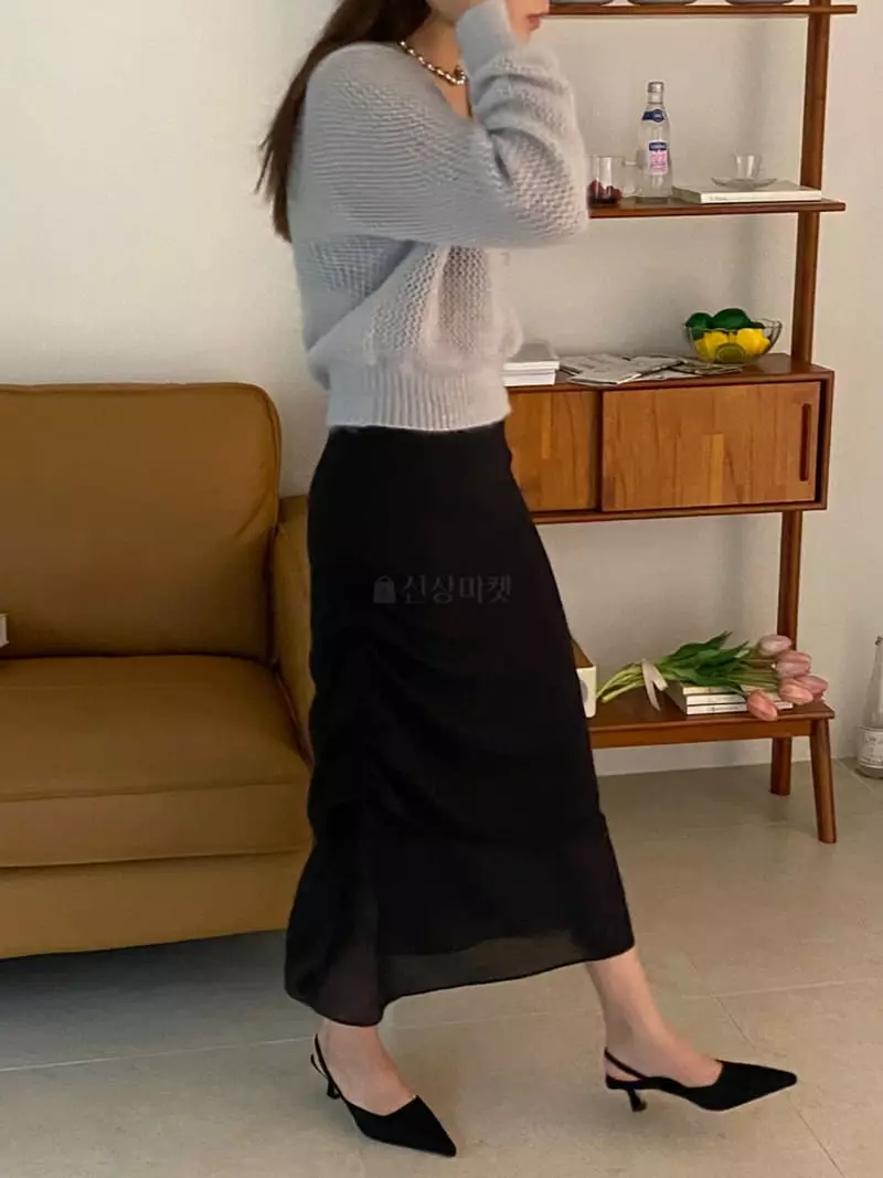 Sof - Korean Women Fashion - #restrostyle - Shiny Knit Tee - 5