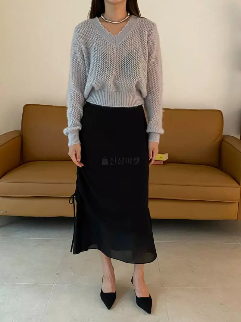 Sof - Korean Women Fashion - #vintagekidsstyle - Shiny Knit Tee - 3