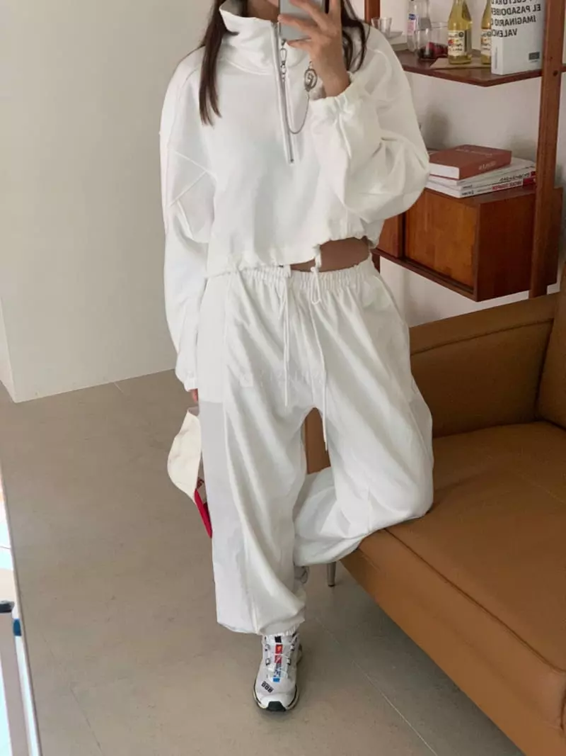 Sof - Korean Women Fashion - #momslook - Tom Sweatshirt - 4