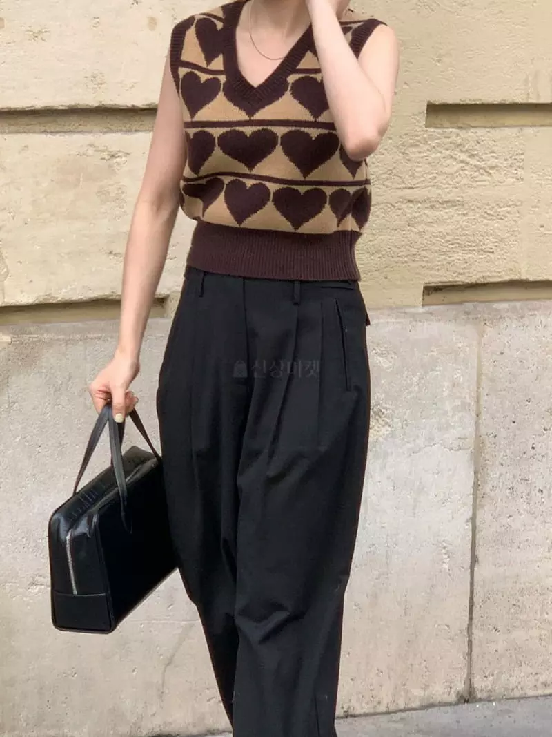 Sold Out - Korean Women Fashion - #momslook - Heart Vest - 5