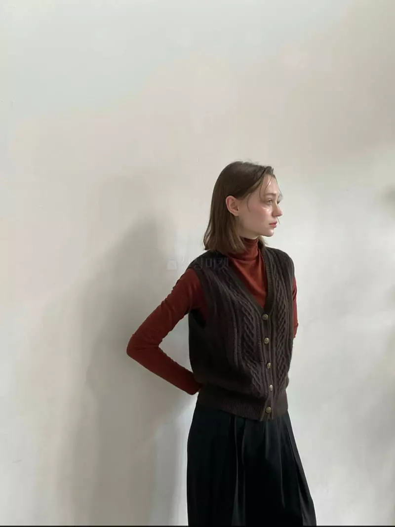 Sold Out - Korean Women Fashion - #momslook - Fox Racoon Vest - 11