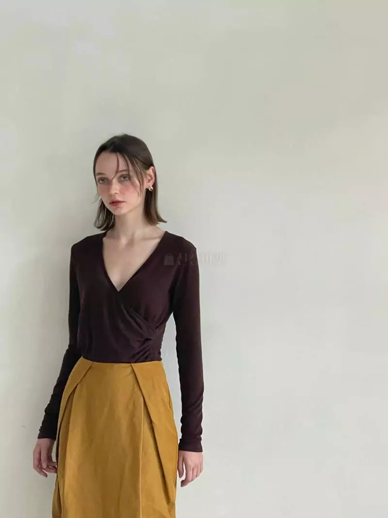Sold Out - Korean Women Fashion - #momslook - Winny Wrap Tee