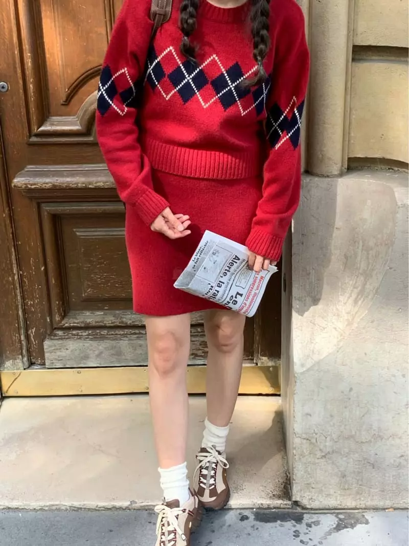Sold Out - Korean Women Fashion - #momslook - Argyle Knit Tee - 12