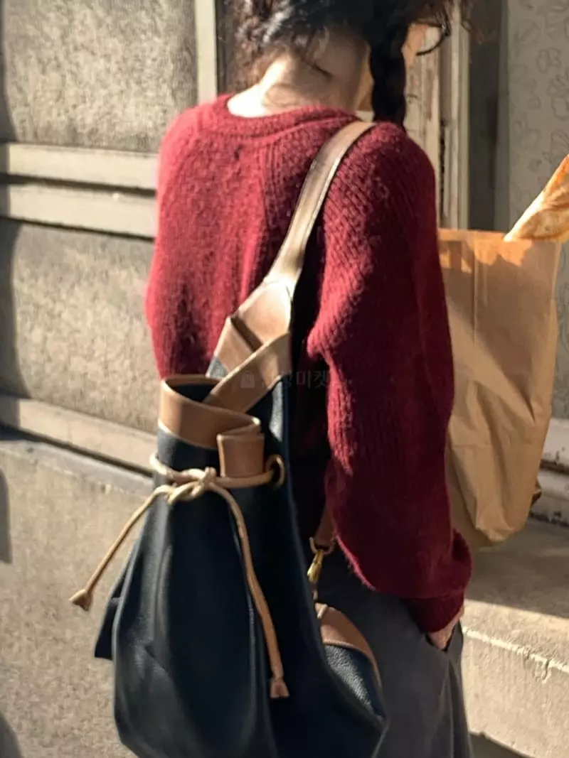 Sold Out - Korean Women Fashion - #restrostyle - Dear V Neck Knit Tee - 7