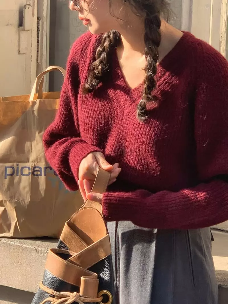 Sold Out - Korean Women Fashion - #vintagekidsstyle - Dear V Neck Knit Tee - 5