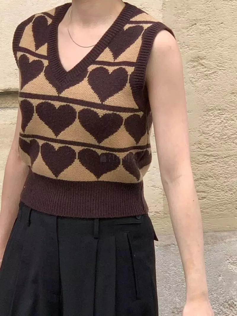 Sold Out - Korean Women Fashion - #momslook - Heart Vest - 4