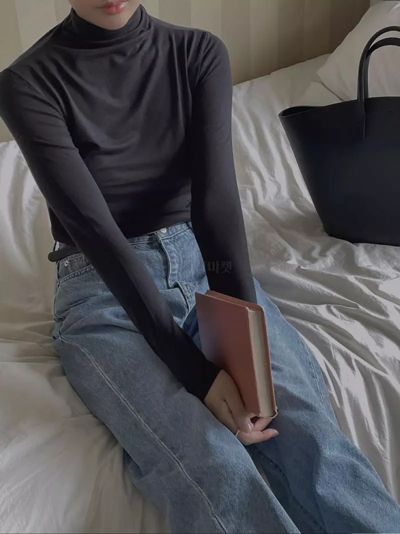 Sono De Seoul - Korean Women Fashion - #womensfashion - Riwoo Turtleneck Tee - 10