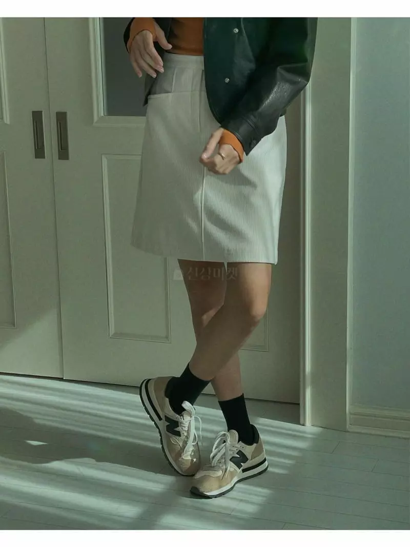 Sono De Seoul - Korean Women Fashion - #momslook - Corduroy Mini Skirt - 4