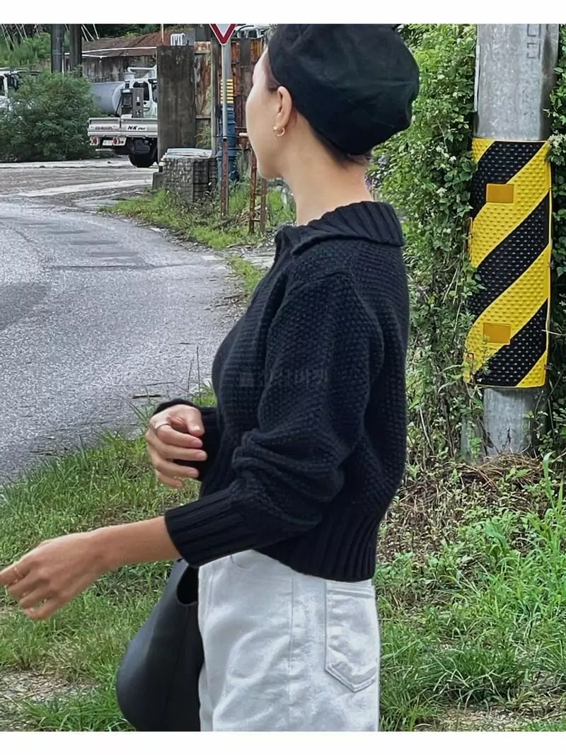 Sono De Seoul - Korean Women Fashion - #womensfashion - Eden Berrer Knit Tee - 8