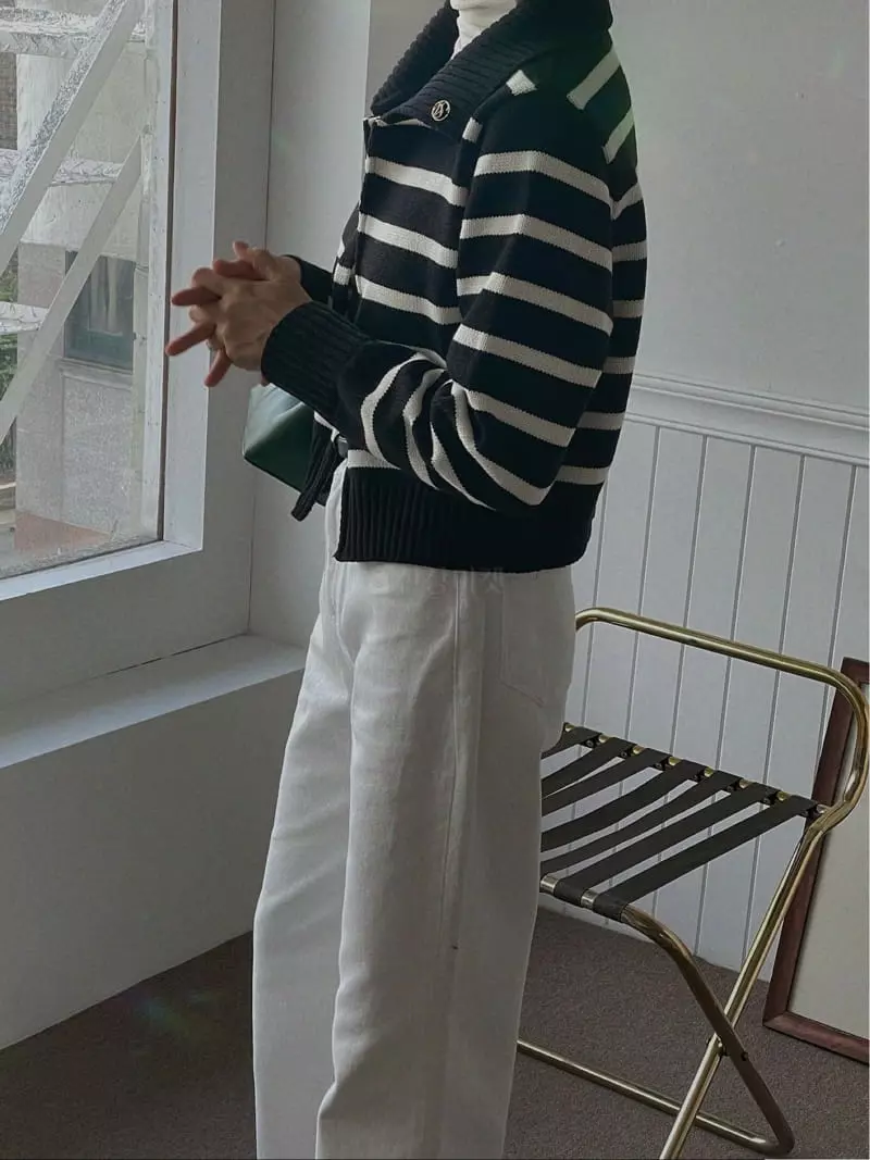 Sono De Seoul - Korean Women Fashion - #momslook - Afon Stripes Zip-up Knit Tee - 4