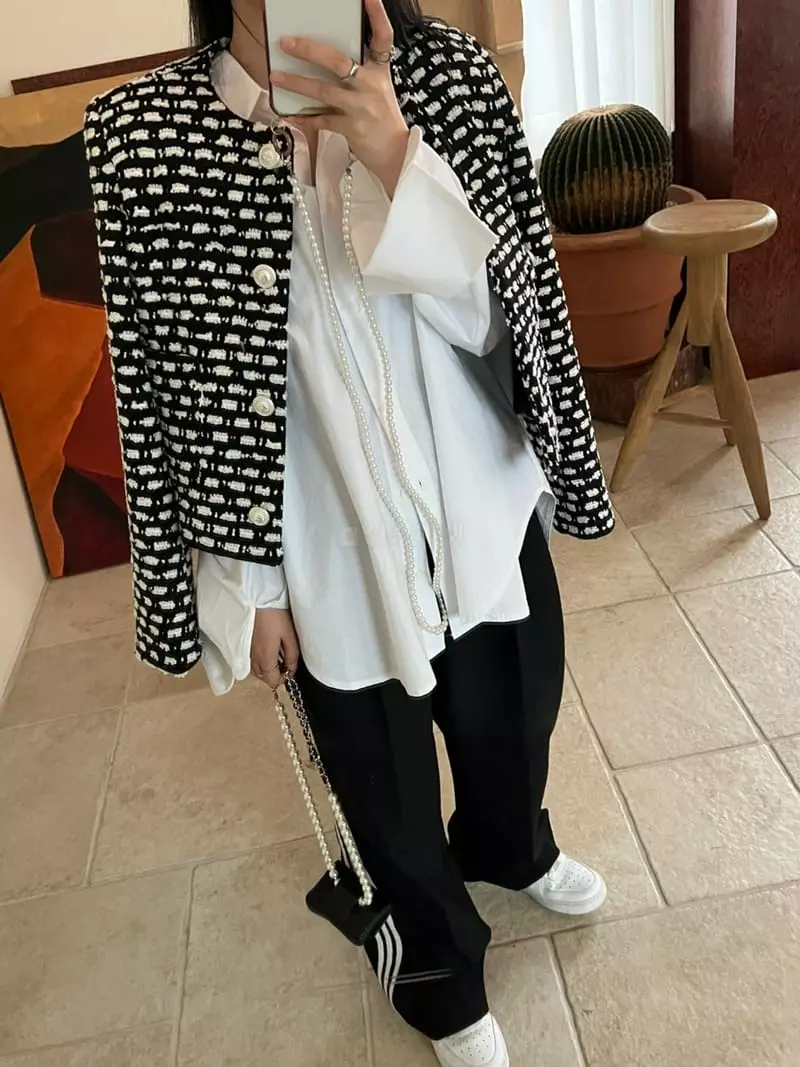 Special - Korean Women Fashion - #momslook - Miel Short Round Jacket - 2
