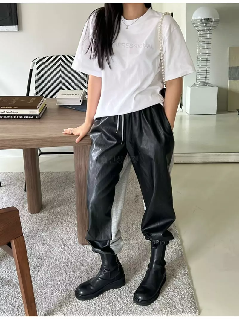 Special - Korean Women Fashion - #thatsdarling - Pix Round Tee - 5