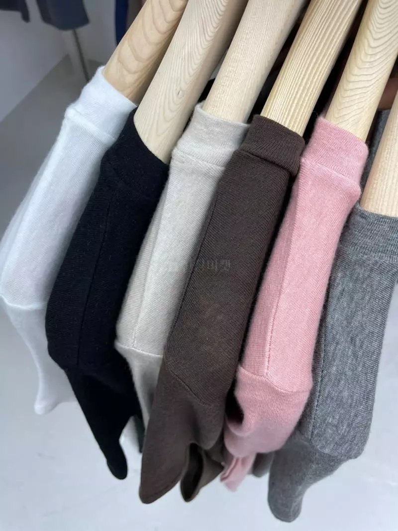 Special - Korean Women Fashion - #womensfashion - Jane Sleeves Slit Round Tee - 5