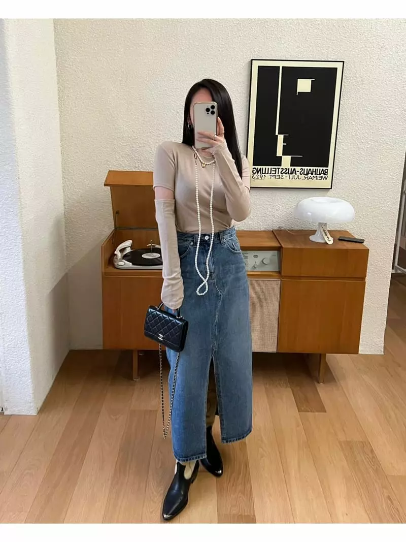 Special - Korean Women Fashion - #womensfashion - Jane Sleeves Slit Round Tee - 9