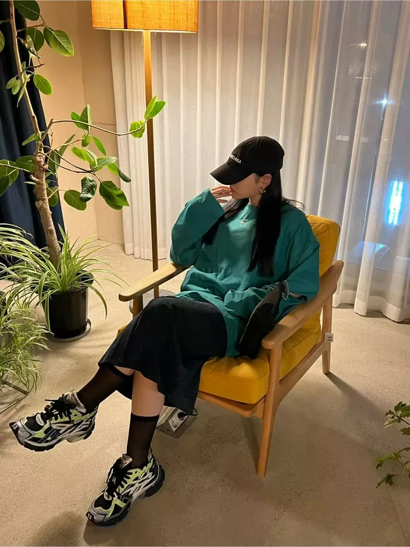 Special - Korean Women Fashion - #womensfashion - Sleeves Slit Round Tee - 3