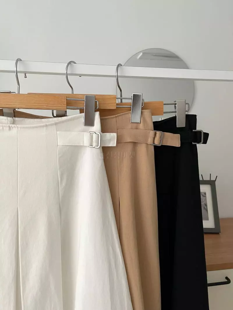 Srap - Korean Women Fashion - #womensfashion - Kidden Skirt - 4