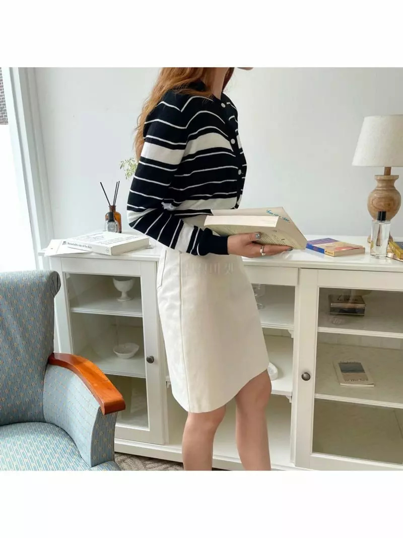 Srap - Korean Women Fashion - #romanticstyle - Bitter Skirt - 2