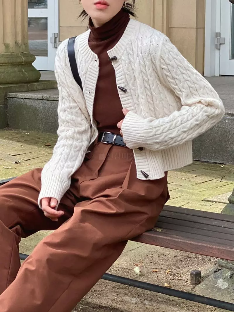 Ssemienne - Korean Women Fashion - #momslook - Tongul Cardigan - 5