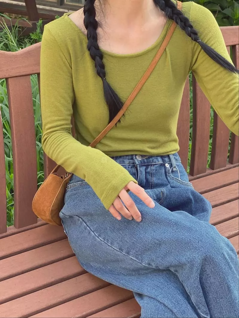 Ssemienne - Korean Women Fashion - #vintagekidsstyle - Spoon Neck Tee - 2