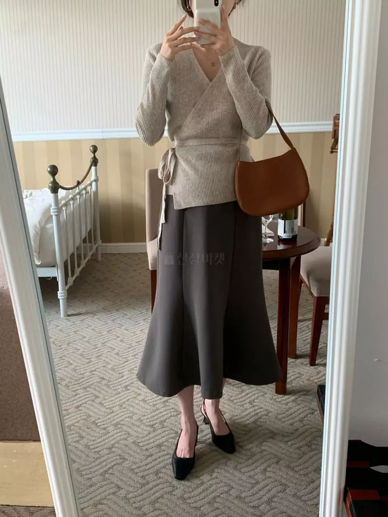 Sunday - Korean Women Fashion - #pursuepretty - Lig Wrap Knit Tee - 3