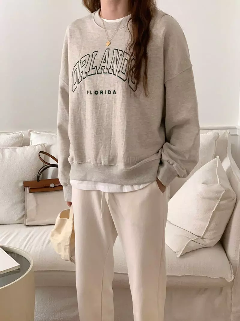 Sunday - Korean Women Fashion - #romanticstyle - Orlando Embroidery Sweatshirt - 6