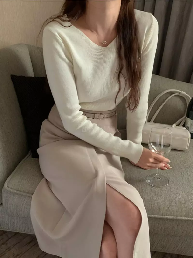 Sunday - Korean Women Fashion - #shopsmall - Sha Sha v Neck Knit Tee - 3
