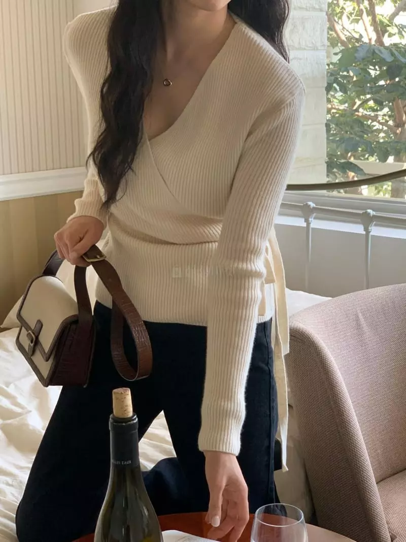 Sunday - Korean Women Fashion - #thatsdarling - Lig Wrap Knit Tee - 7