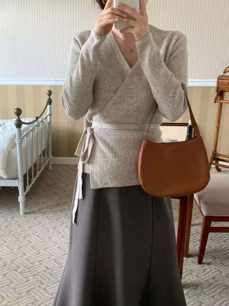 Sunday - Korean Women Fashion - #vintageinspired - Lig Wrap Knit Tee