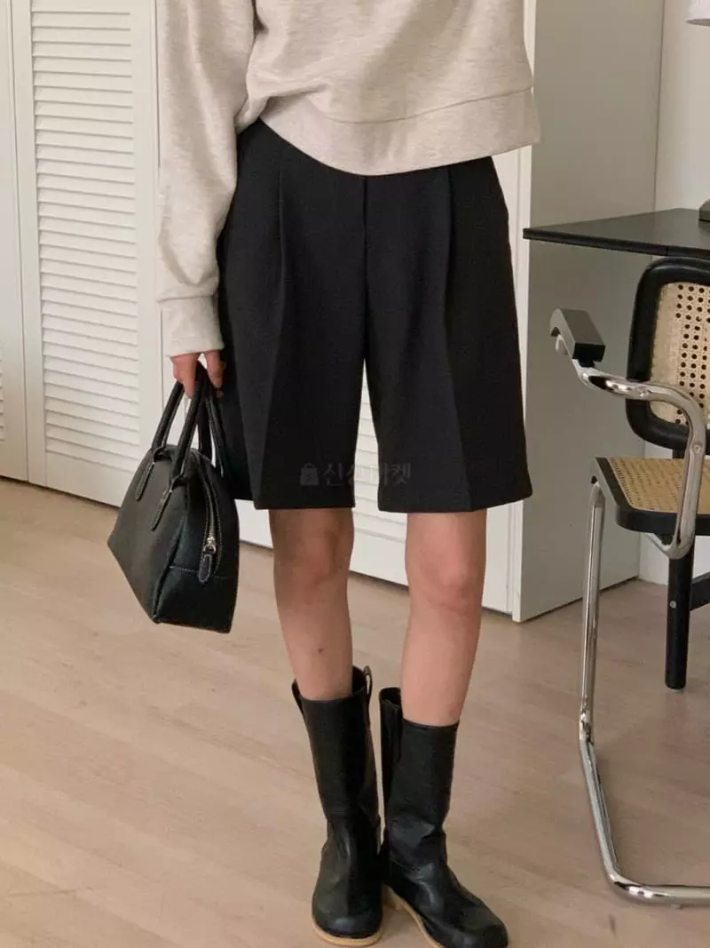 Tacit - Korean Women Fashion - #momslook - Fleece Burmuda Pants - 12