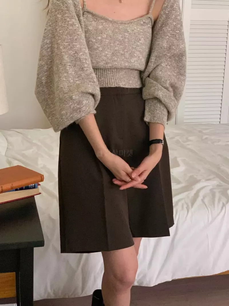 Tacit - Korean Women Fashion - #womensfashion - Fleece Burmuda Pants - 11