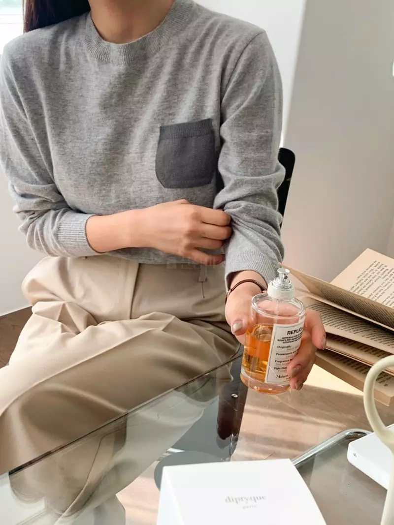 Tahiti - Korean Women Fashion - #momslook - Pocket Round Knit Tee - 10