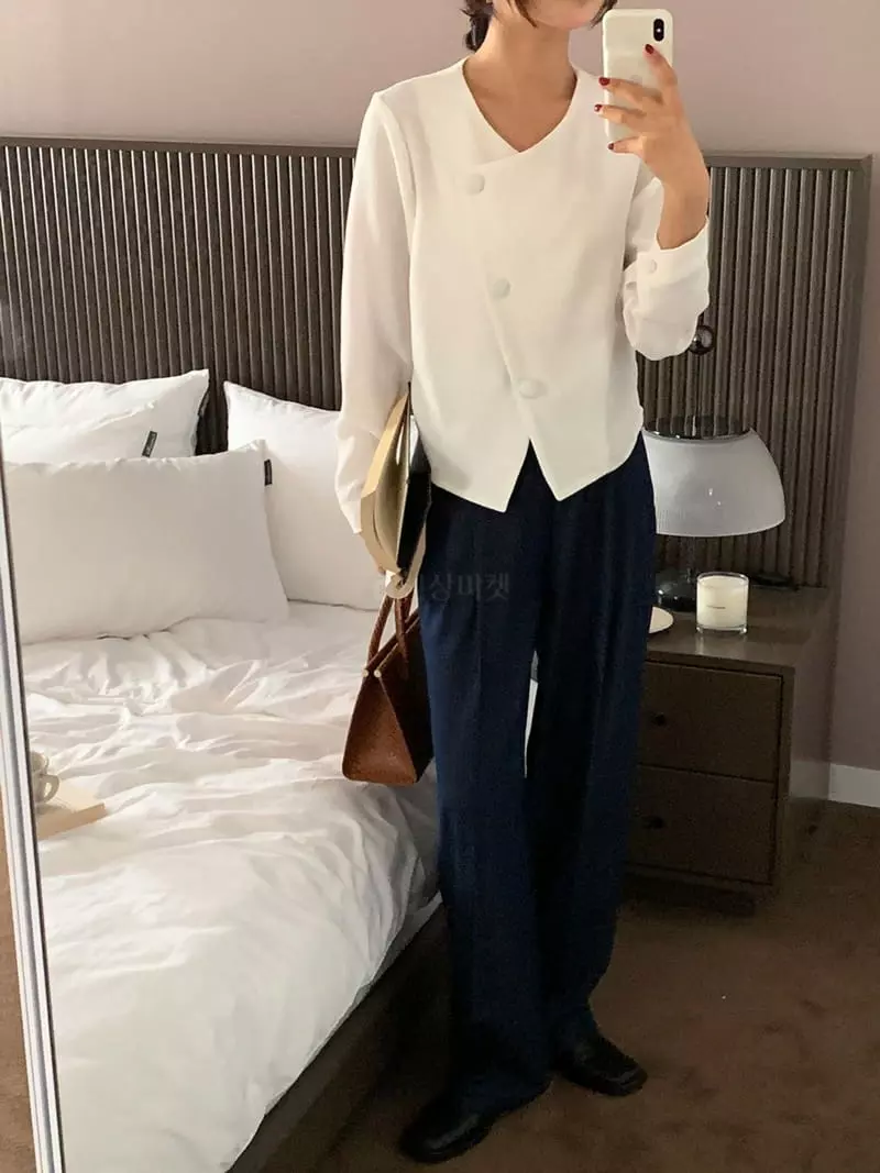 Tahiti - Korean Women Fashion - #restrostyle - White Pants - 11