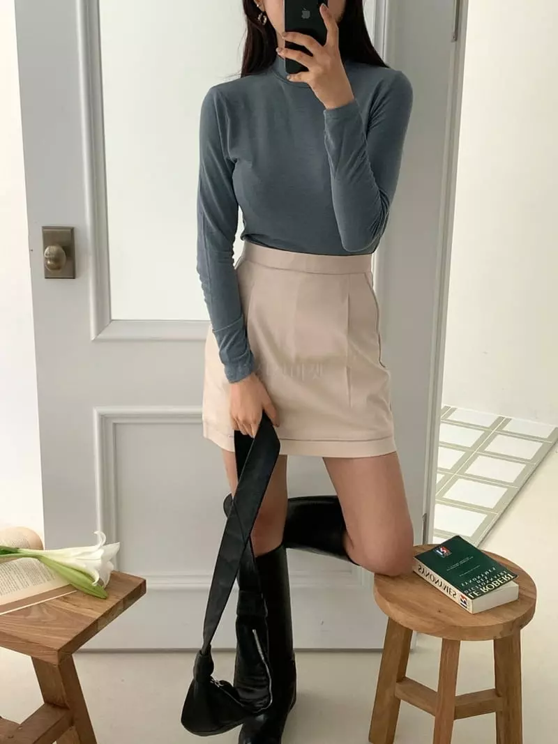 Tahiti - Korean Women Fashion - #womensfashion - 8 Color Half Turtleneck Tee - 12