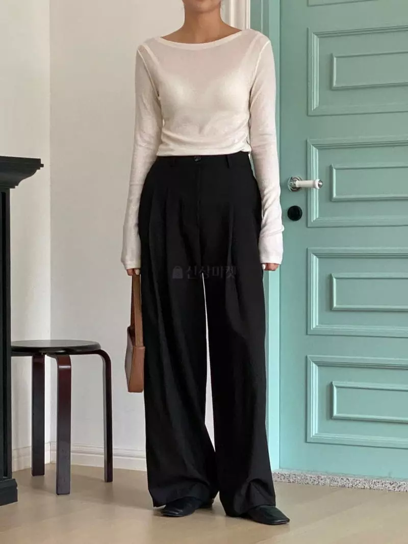 Talktalk - Korean Women Fashion - #momslook - Toil Boat Neck Tee - 7