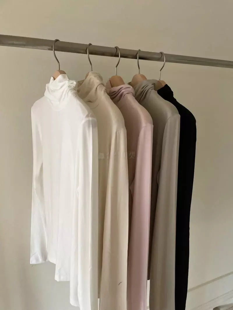 Talktalk - Korean Women Fashion - #momslook - Terace Turtleneck Tee - 2