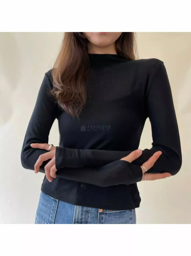 Talktalk - Korean Women Fashion - #momslook - Cold Crop Half Neck Tee - 2