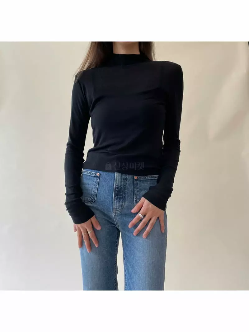 Talktalk - Korean Women Fashion - #momslook - Cold Crop Half Neck Tee - 8