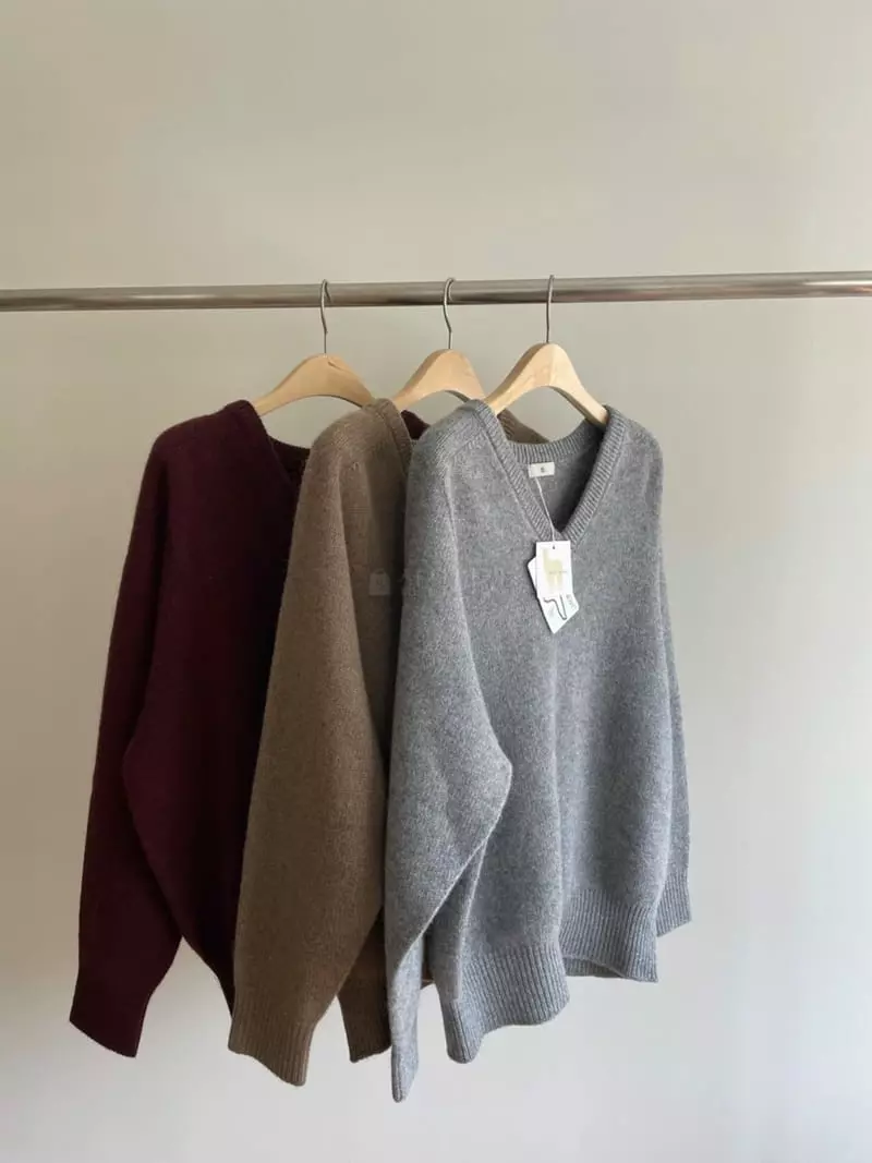Talktalk - Korean Women Fashion - #momslook - Alpaca V Neck Knit Tee - 11