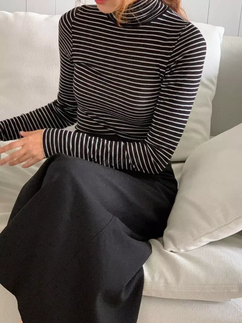 Talktalk - Korean Women Fashion - #momslook - Mer Turtleneck Tee - 12