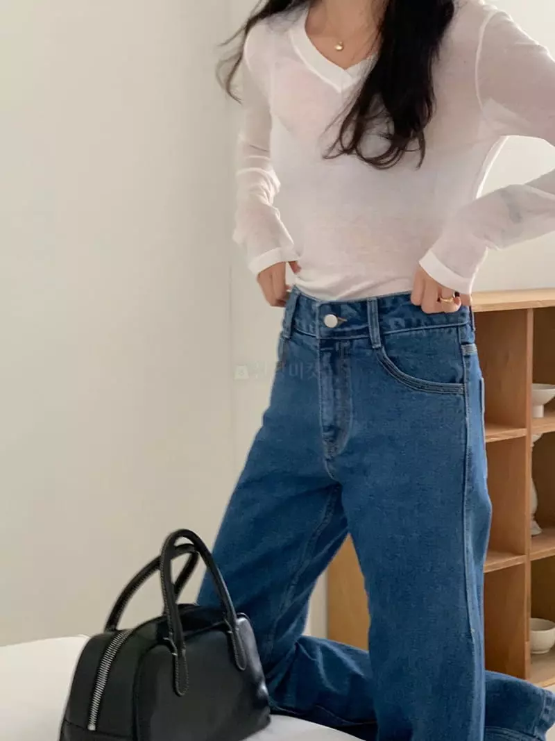 Talktalk - Korean Women Fashion - #vintagekidsstyle - Yort V Tee - 8