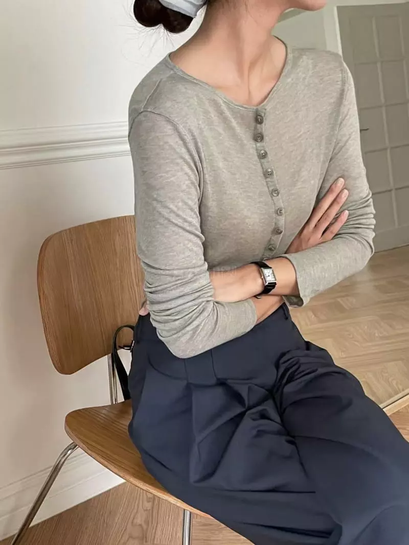 Talktalk - Korean Women Fashion - #vintagekidsstyle - Amel Button Tee - 3