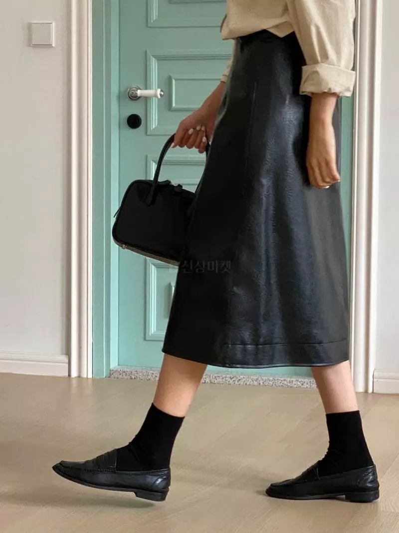 Talktalk - Korean Women Fashion - #womensfashion - Peanut Midi Skirt - 2