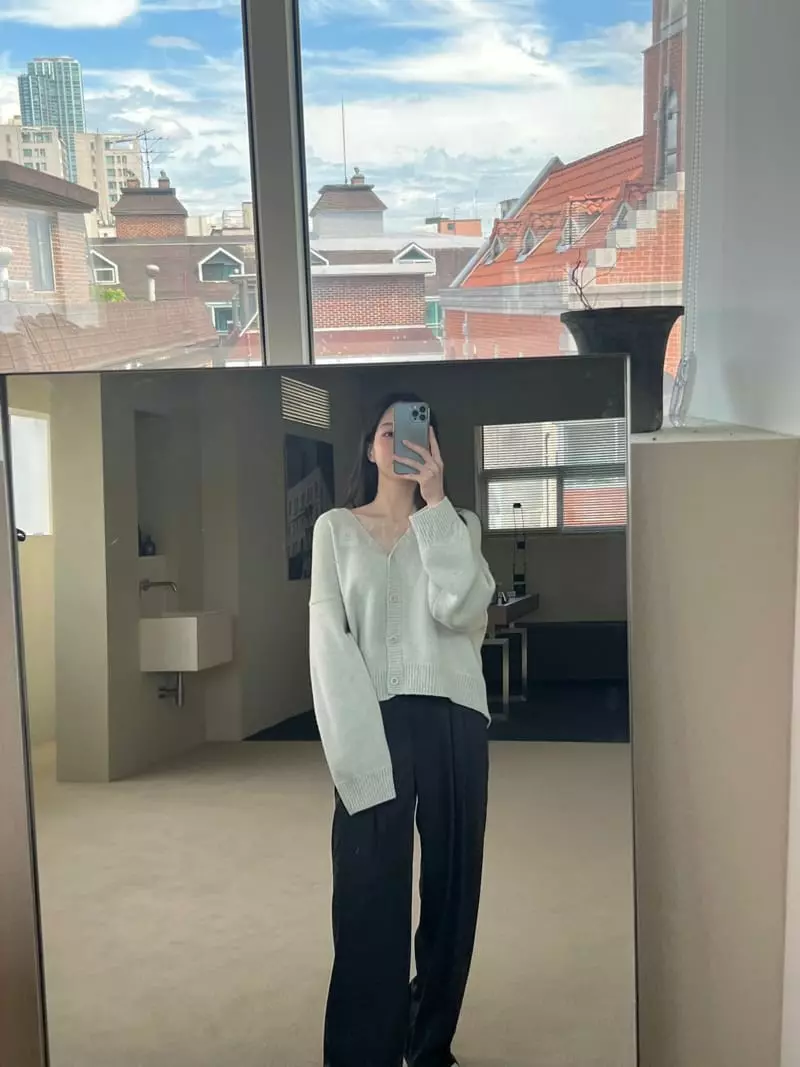 Taste - Korean Women Fashion - #womensfashion - Cash Lua Cardigan - 4