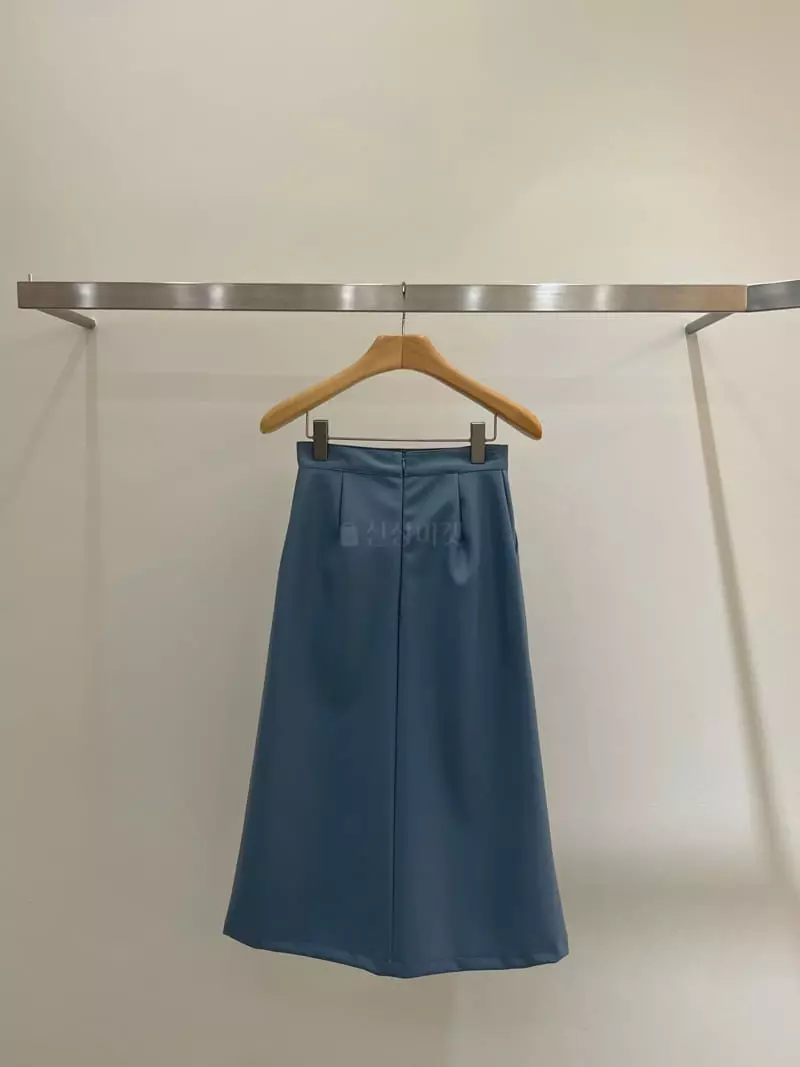 Taste - Korean Women Fashion - #momslook - Leather Slit Skirt - 3